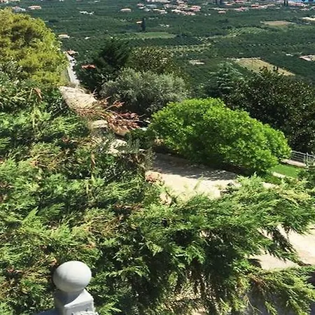 Semesterbostad Vip House On The Hill 2 Epidaurus