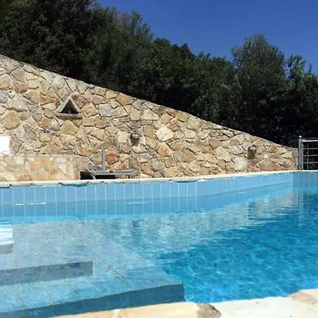 Vip House On The Hill 2